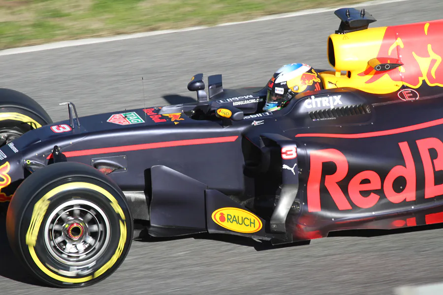 198 | 2017 | Barcelona | Red Bull-TAG Heuer RB13 | Daniel Ricciardo | © carsten riede fotografie