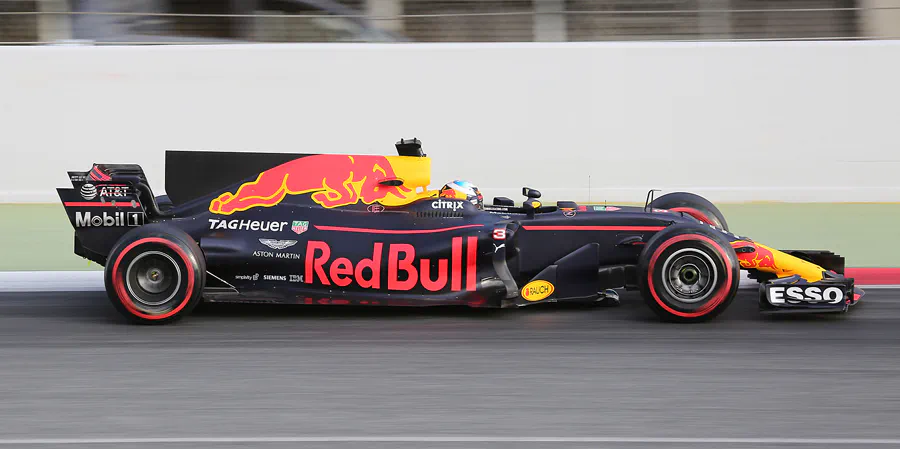 200 | 2017 | Barcelona | Red Bull-TAG Heuer RB13 | Daniel Ricciardo | © carsten riede fotografie
