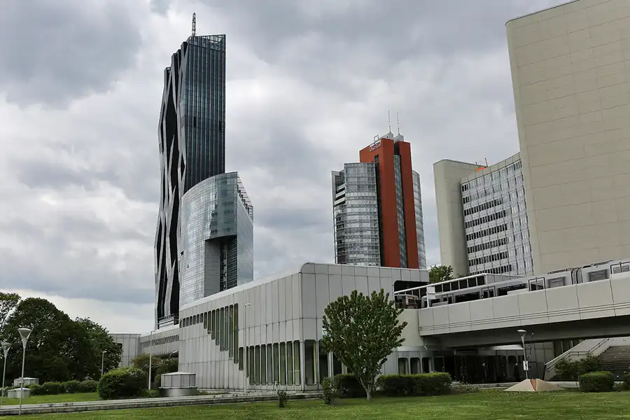 215 | 2017 | Wien | Donaucity | © carsten riede fotografie