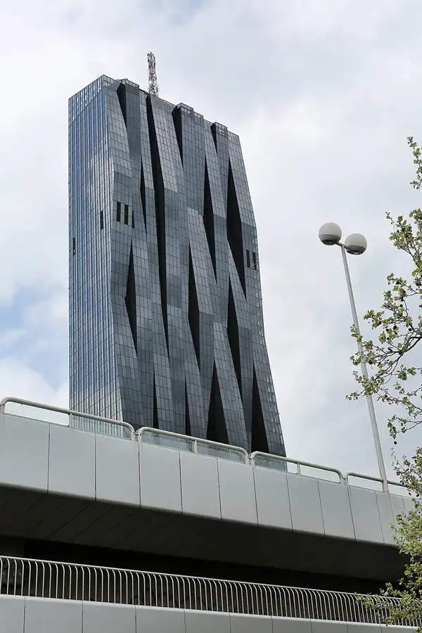 219 | 2017 | Wien | Donaucity | © carsten riede fotografie