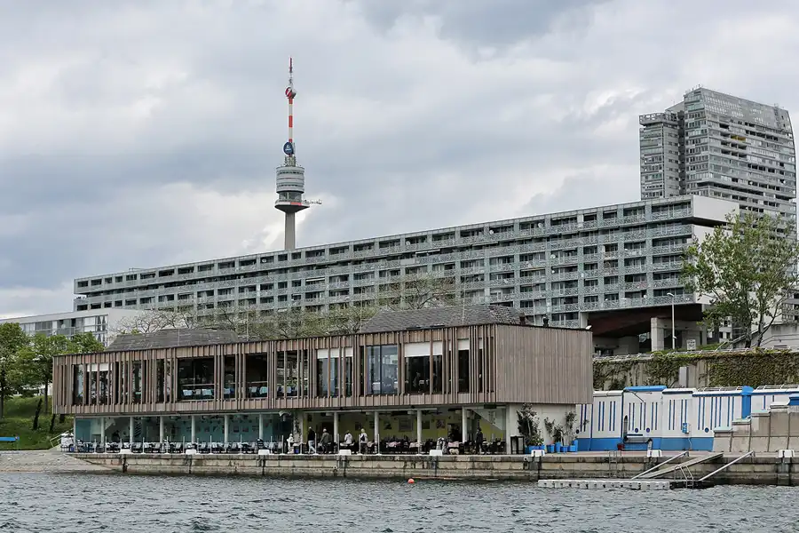 224 | 2017 | Wien | Donaucity | © carsten riede fotografie