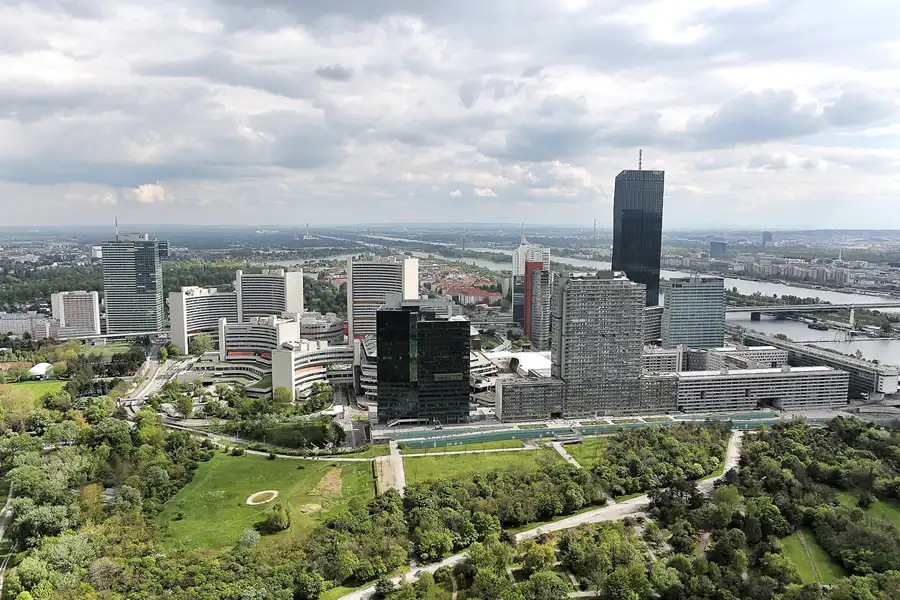 242 | 2017 | Wien | Blick vom Donauturm | © carsten riede fotografie