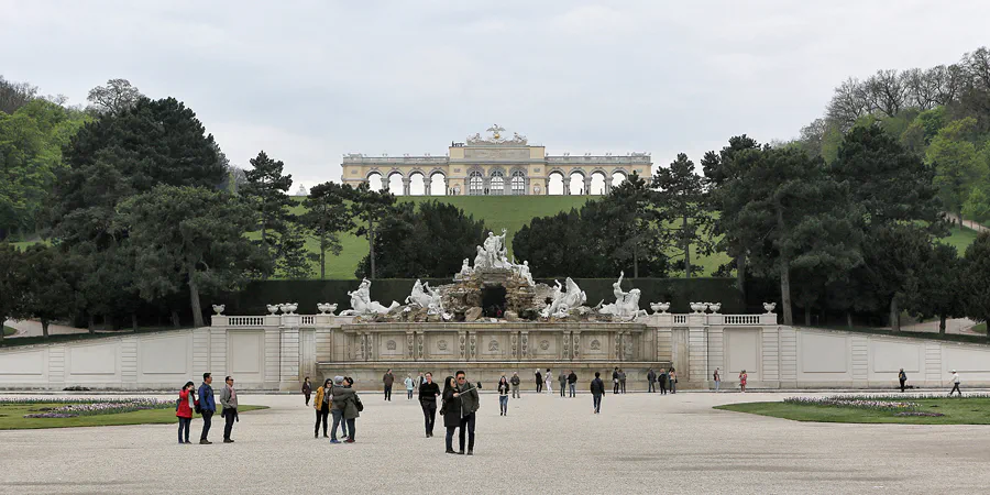102 | 2017 | Wien | Schönbrunner Schlosspark – Schloss Schönbrunn Gloriette | © carsten riede fotografie