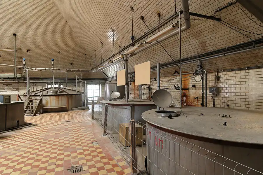 021 | 2017 | Görlitz | VEB Bramsch – Betriebsteil Backhefe Görlitz | © carsten riede fotografie