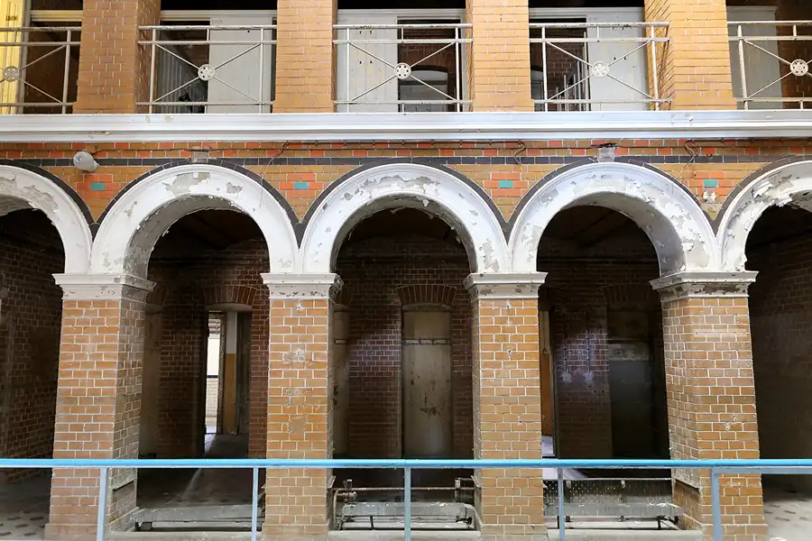 010 | 2017 | Görlitz | Freisebad | © carsten riede fotografie