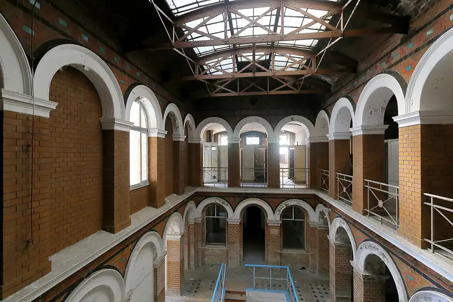 012 | 2017 | Görlitz | Freisebad | © carsten riede fotografie