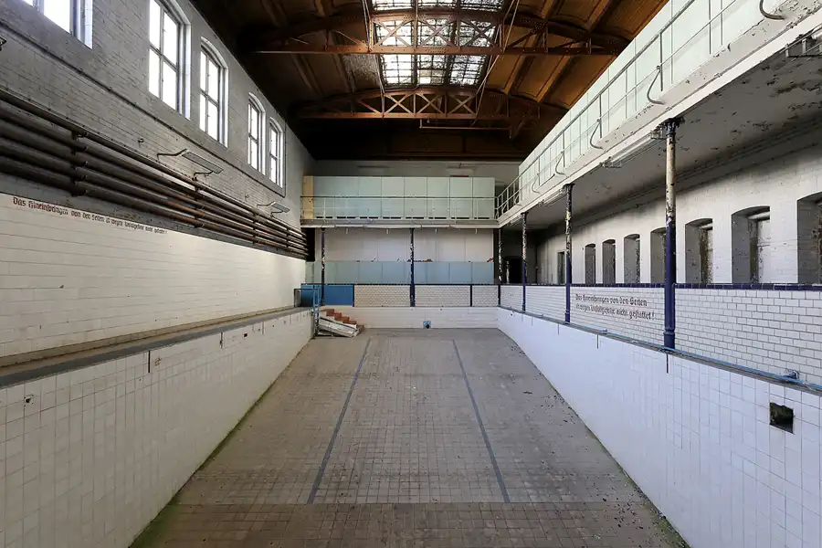 045 | 2017 | Görlitz | Freisebad | © carsten riede fotografie