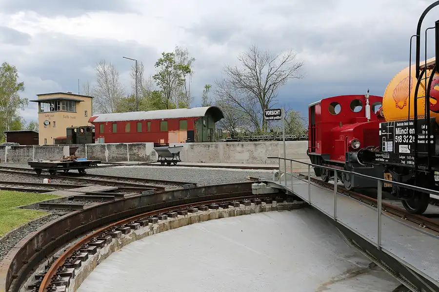 025 | 2017 | Selb | Lokschuppen | © carsten riede fotografie