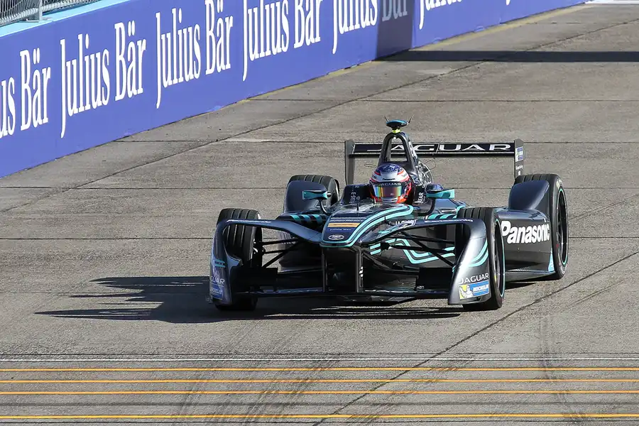 035 | 2017 | Berlin | Jaguar I-Type 1 | Panasonic Jaguar Racing | Mitch Evans | © carsten riede fotografie