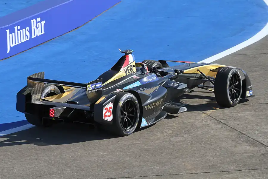 101 | 2017 | Berlin | Techeetah | Renault Z.E.16 | Jean-Eric Vergne | © carsten riede fotografie