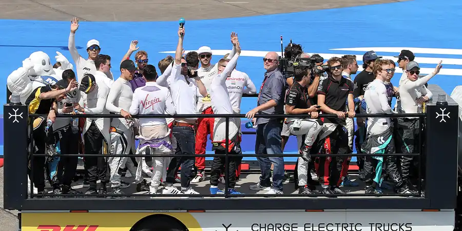 146 | 2017 | Berlin | Tempelhof Field – Drivers Parade | © carsten riede fotografie