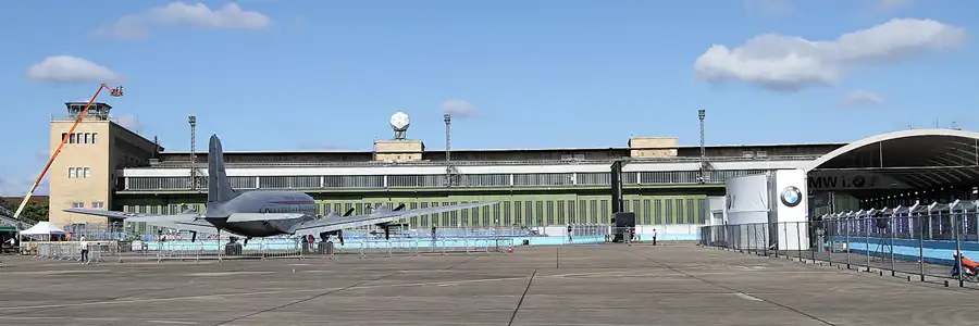 163 | 2017 | Berlin | Tempelhof Field | © carsten riede fotografie