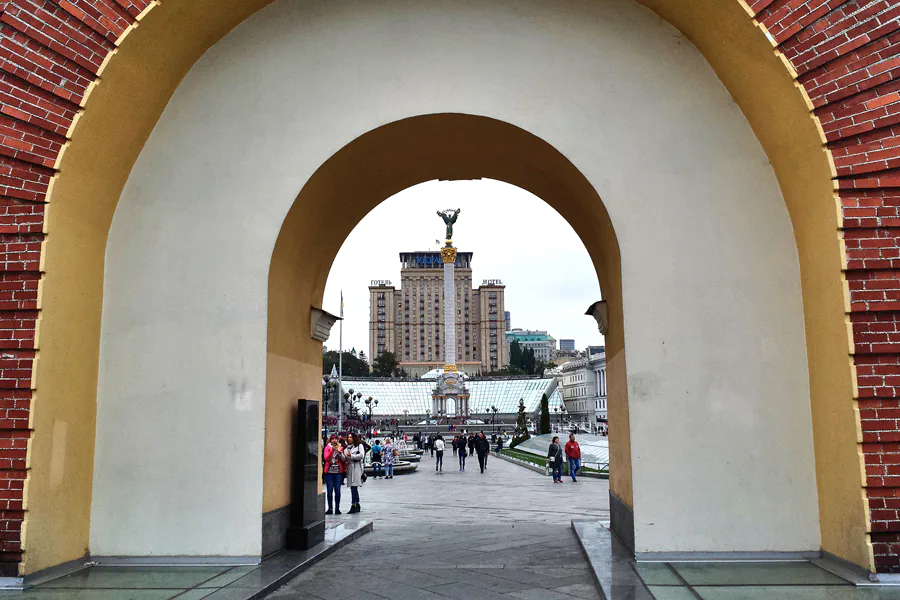 077 | 2017 | Kyiv | Maidan Nezalezhnosti | © carsten riede fotografie