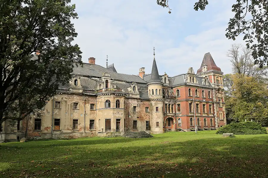 002 | 2017 | Krowiarki | Schloss Polnisch Krawarn | © carsten riede fotografie