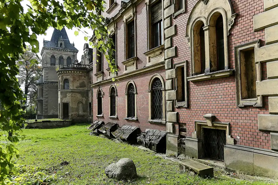 005 | 2017 | Krowiarki | Schloss Polnisch Krawarn | © carsten riede fotografie