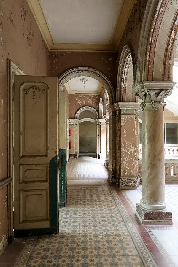 021 | 2017 | Krowiarki | Schloss Polnisch Krawarn | © carsten riede fotografie