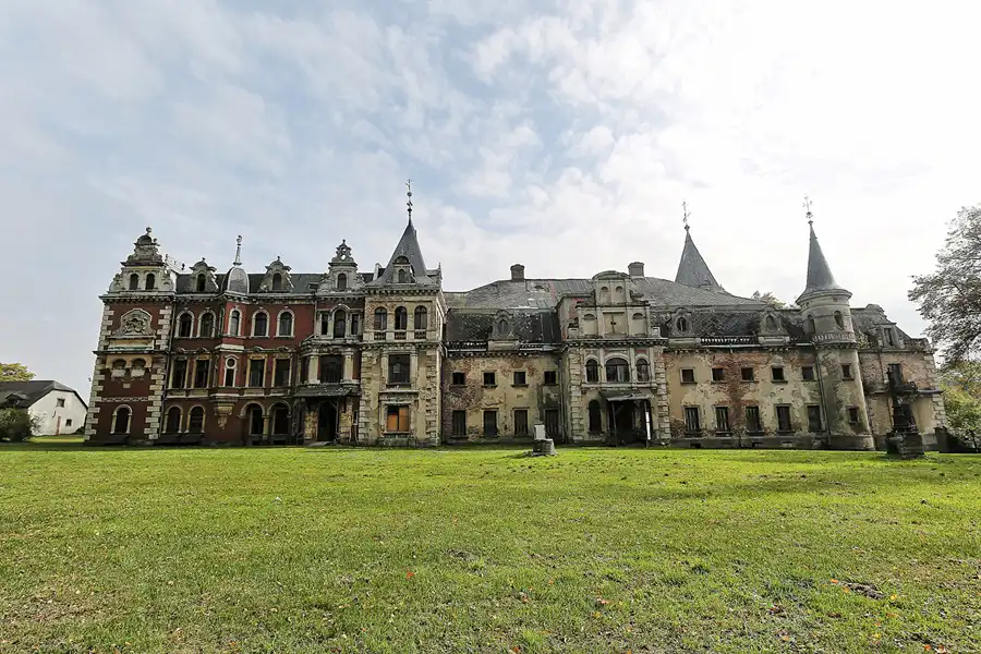 042 | 2017 | Krowiarki | Schloss Polnisch Krawarn | © carsten riede fotografie