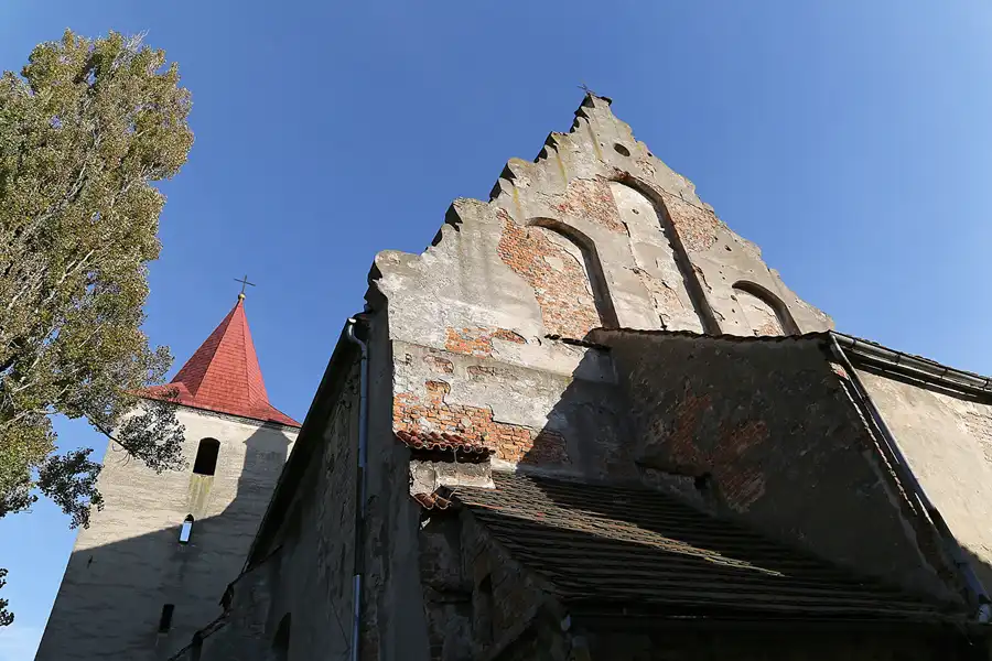 002 | 2017 | Lewin Brzeski | Kirche St. Peter und Paul | © carsten riede fotografie