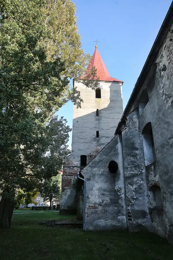 003 | 2017 | Lewin Brzeski | Kirche St. Peter und Paul | © carsten riede fotografie