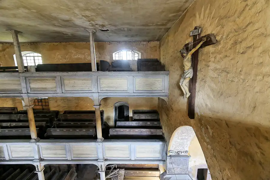 024 | 2017 | Lewin Brzeski | Kirche St. Peter und Paul | © carsten riede fotografie