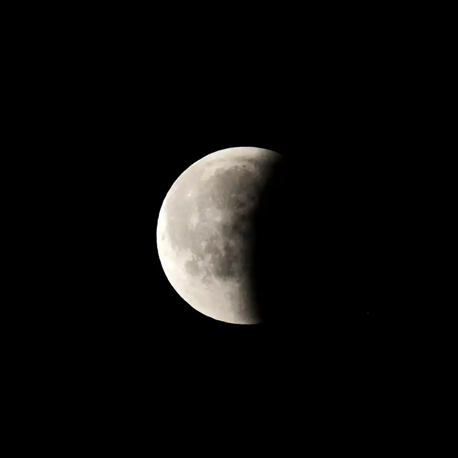 038 | 2018 | Berlin | Totale Mondfinsternis – 27.07.2017 – 23:54 Uhr | © carsten riede fotografie