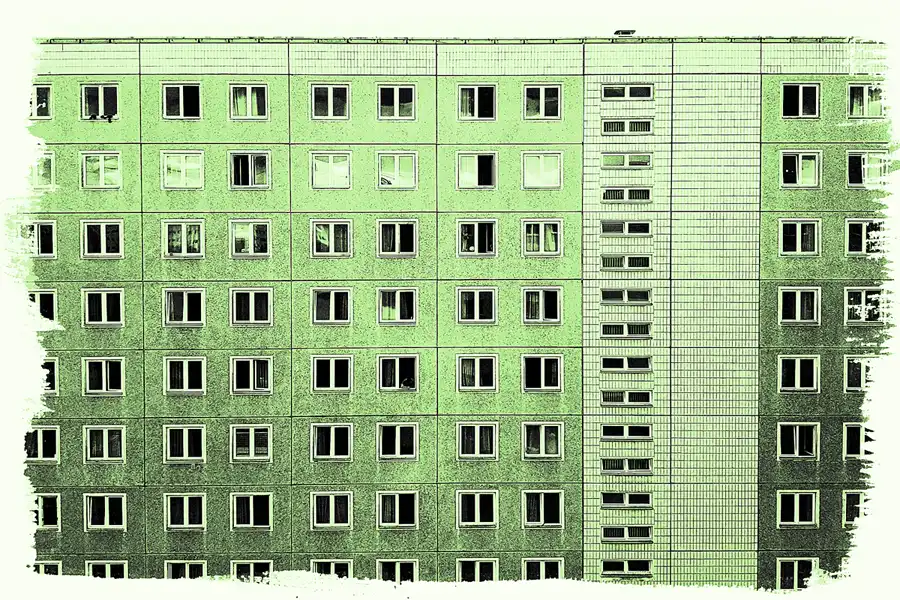 116 | 2018 | Berlin | Storkower Strasse | © carsten riede fotografie