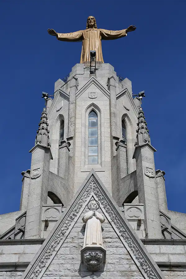 089 | 2018 | Barcelona | Tibidabo – Sagrat Cor | © carsten riede fotografie