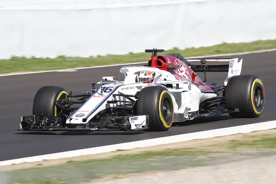 234 | 2018 | Barcelona | Sauber-Ferrari C37 | Charles Leclerc | © carsten riede fotografie