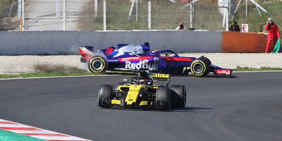 171 | 2018 | Barcelona | Toro Rosso-Honda STR13 | Brendon Hartley + Renault R.S.18 | Carlos Sainz Jr. | © carsten riede fotografie