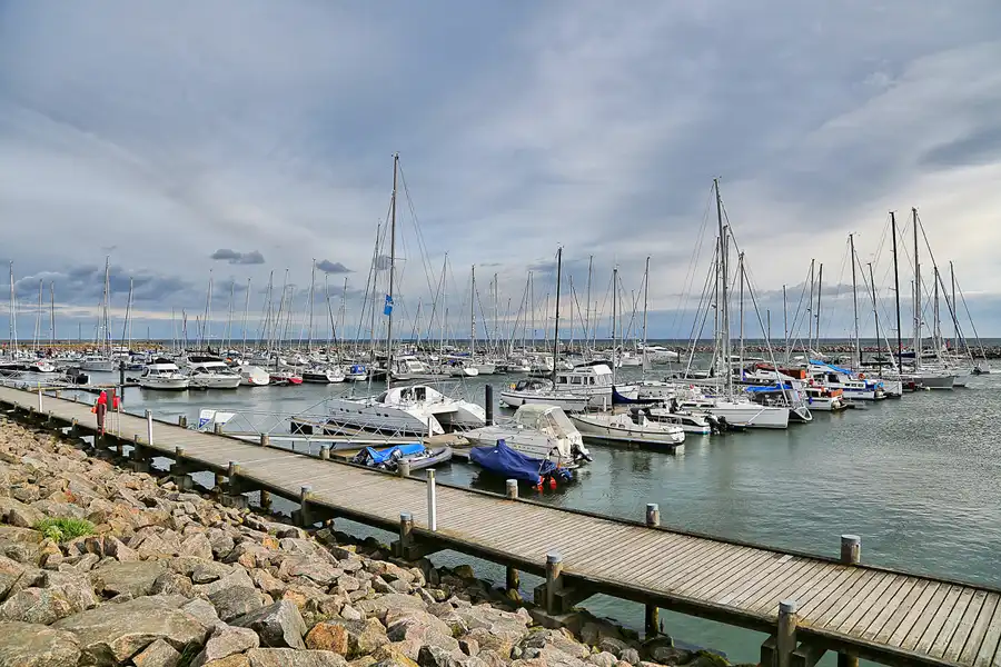 102 | 2018 | Kühlungsborn | Bootshafen | © carsten riede fotografie