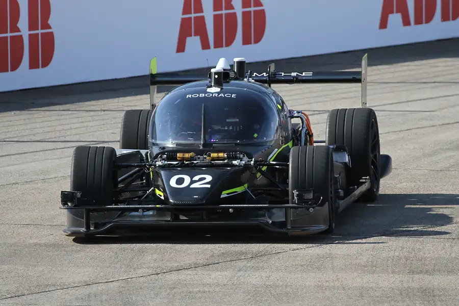 122 | 2018 | Berlin | Tempelhof Field – Roborace | © carsten riede fotografie