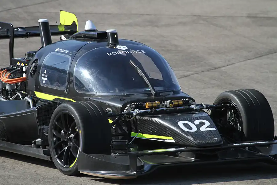 123 | 2018 | Berlin | Tempelhof Field – Roborace | © carsten riede fotografie