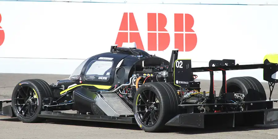 124 | 2018 | Berlin | Tempelhof Field – Roborace | © carsten riede fotografie