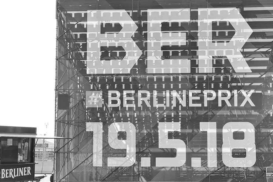 125 | 2018 | Berlin | Tempelhof Field | © carsten riede fotografie