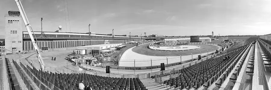 145 | 2018 | Berlin | Tempelhof Field | © carsten riede fotografie