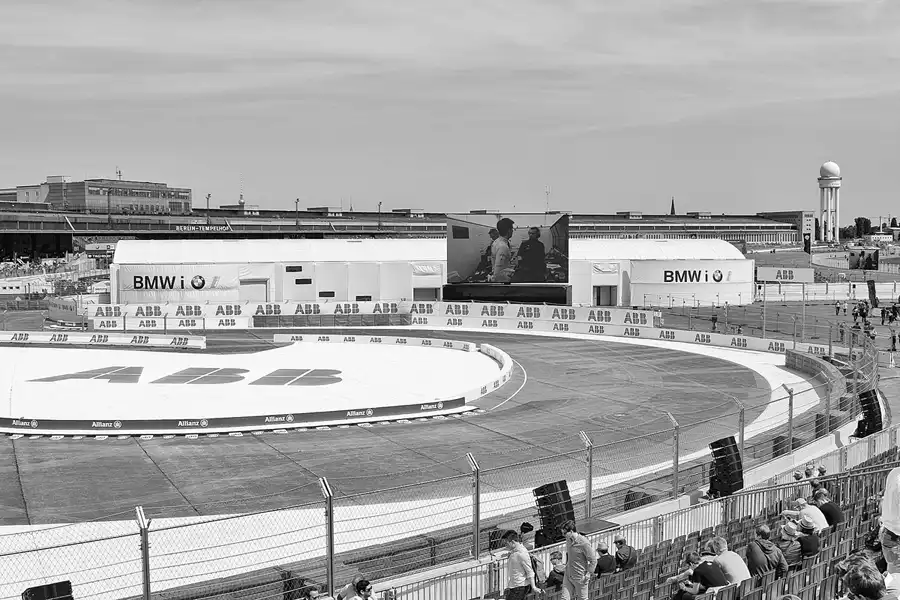 147 | 2018 | Berlin | Tempelhof Field | © carsten riede fotografie