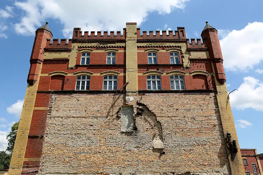 004 | 2018 | Piensk | Glashüttenwerk Lucyna | © carsten riede fotografie