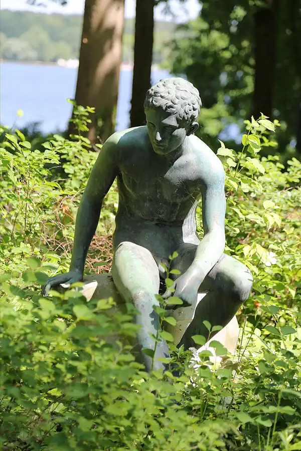 059 | 2018 | Berlin | Haus der Wannsee-Konferenz – Gärten | © carsten riede fotografie