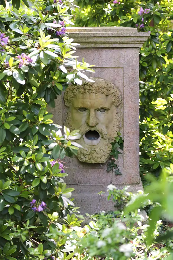 060 | 2018 | Berlin | Haus der Wannsee-Konferenz – Gärten | © carsten riede fotografie