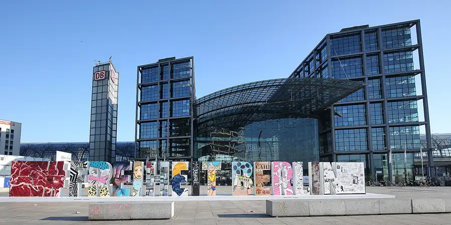 022 | 2018 | Berlin | Hauptbahnhof | © carsten riede fotografie