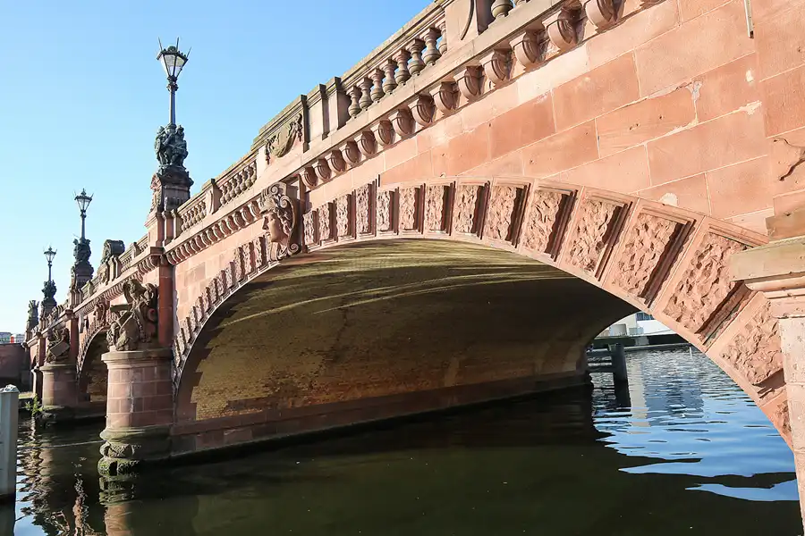 027 | 2018 | Berlin | Regierungsviertel | © carsten riede fotografie