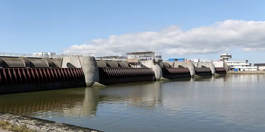 082 | 2018 | Eider-Sperrwerk | © carsten riede fotografie