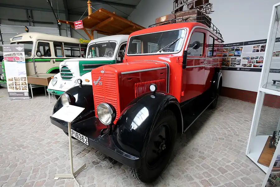 014 | 2018 | Hartmannsdorf | Sächsisches Nutzfahrzeugmuseum | © carsten riede fotografie