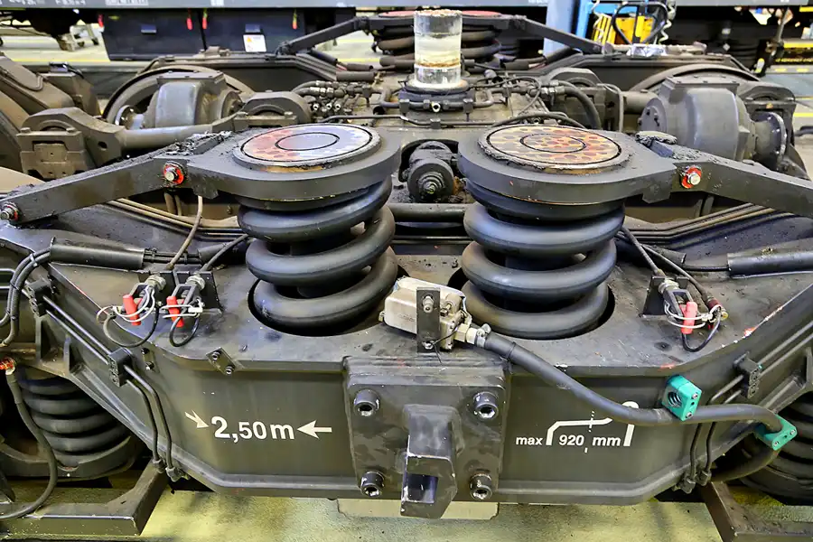 009 | 2018 | Berlin | DB Netz AG – Maschinenpool – Werkstatt Berlin-Grunewald | © carsten riede fotografie