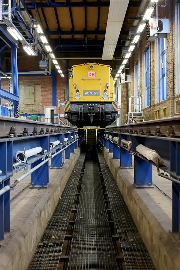 053 | 2018 | Berlin | DB Netz AG – Maschinenpool – Werkstatt Berlin-Grunewald | © carsten riede fotografie