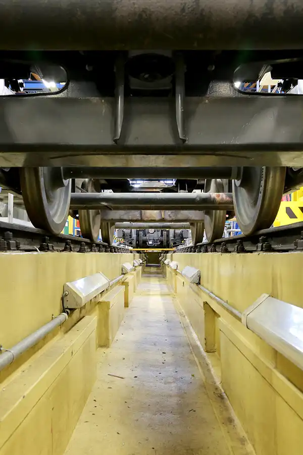 054 | 2018 | Berlin | DB Netz AG – Maschinenpool – Werkstatt Berlin-Grunewald | © carsten riede fotografie