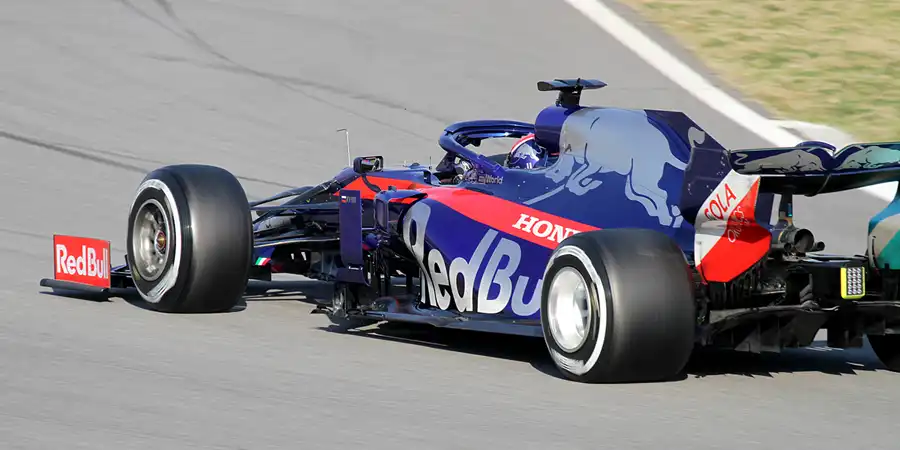 230 | 2019 | Barcelona | Toro Rosso-Honda STR14 | Daniil Kvyat | © carsten riede fotografie