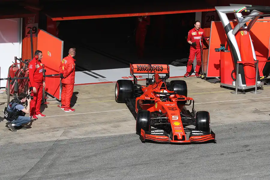299 | 2019 | Barcelona | Ferrari SF90 | Sebastian Vettel | © carsten riede fotografie