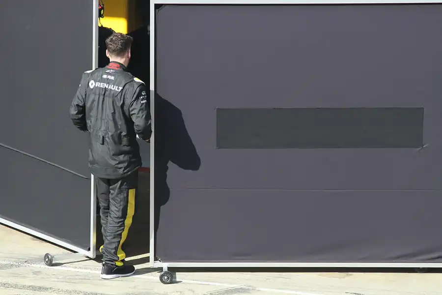 320 | 2019 | Barcelona | Renault | © carsten riede fotografie