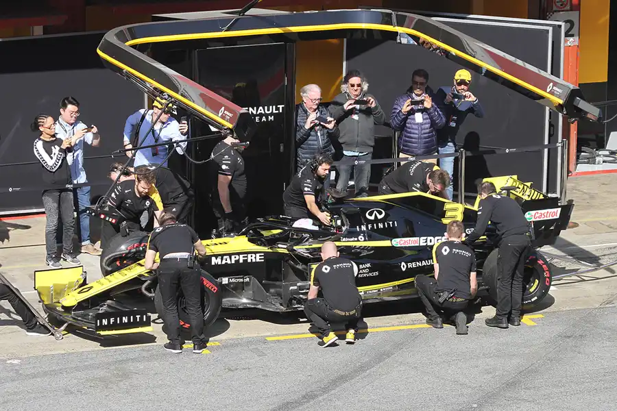 323 | 2019 | Barcelona | Renault R.S.19 | Daniel Ricciardo | © carsten riede fotografie